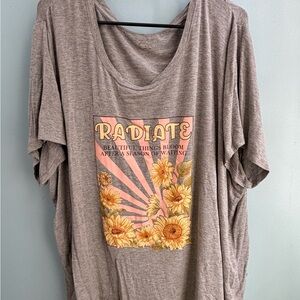 Graphic Women’s Top